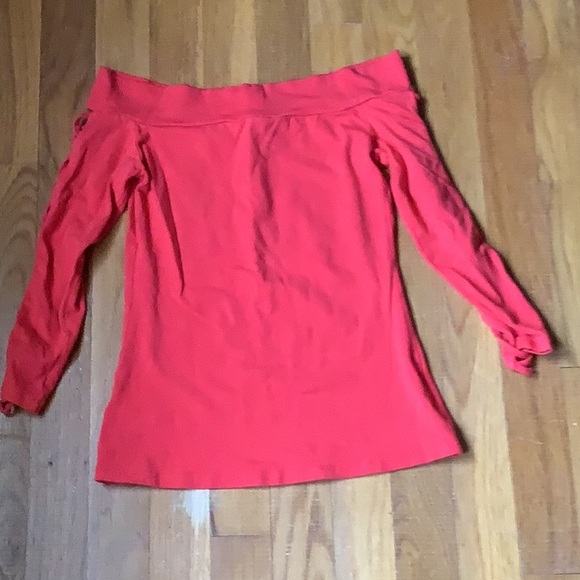 Express Off the Shoulder Red Top - Picture 5 of 5